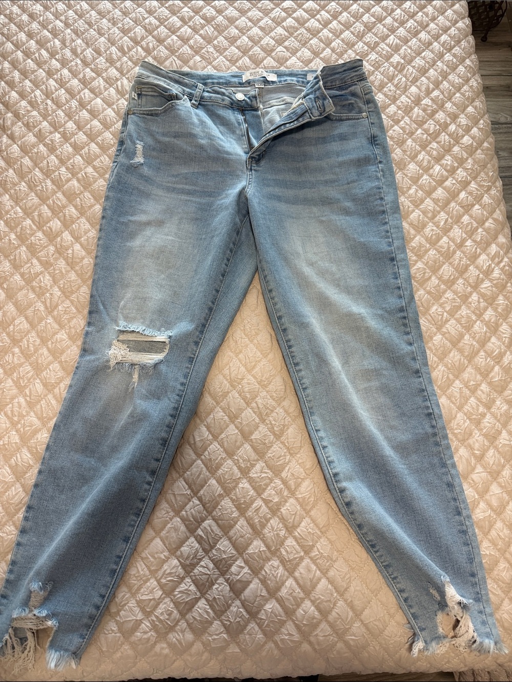 Judy Blue Light Blue Distressed Boyfriend Jeans